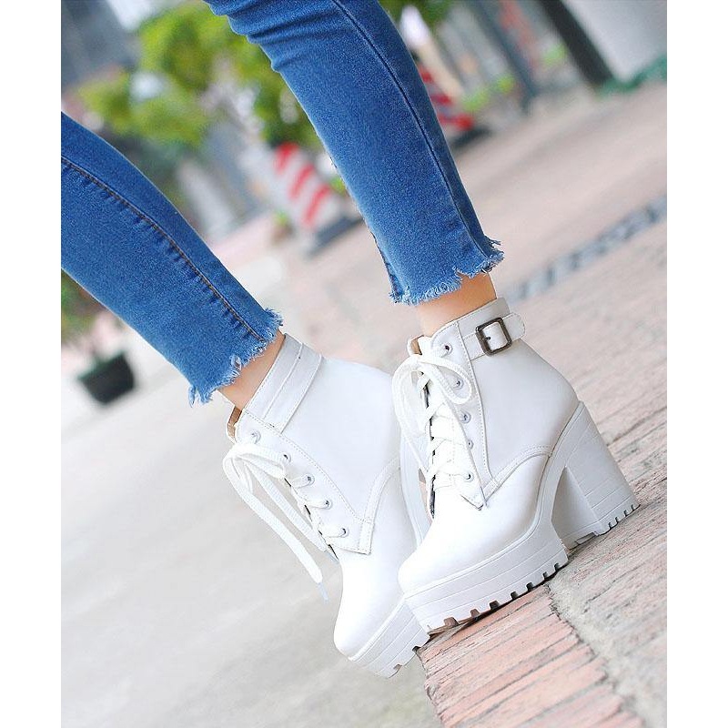 White Boots Cross Strap Chunky Boots RD024