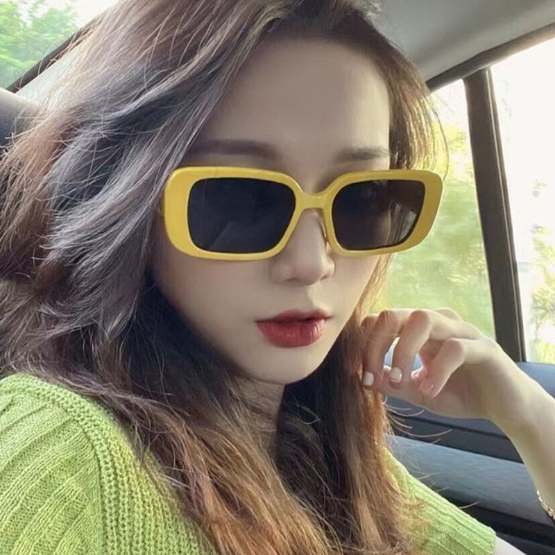 Retro Rectangle Sunglasses|Gray Lens – Beige|Gray Lens – Blue|Gray Lens – Glossy Black|Gray Lens – Green|Gray Lens – Yellow|One Size