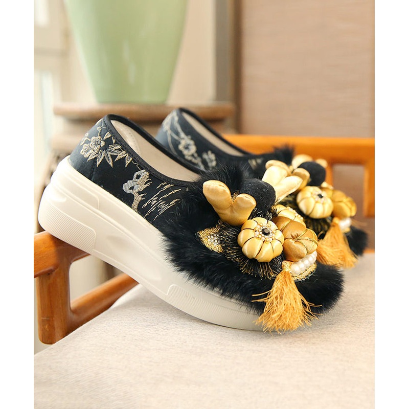 Handmade Faux Fur Splicing Platform Flats Black Embroidery TQ045