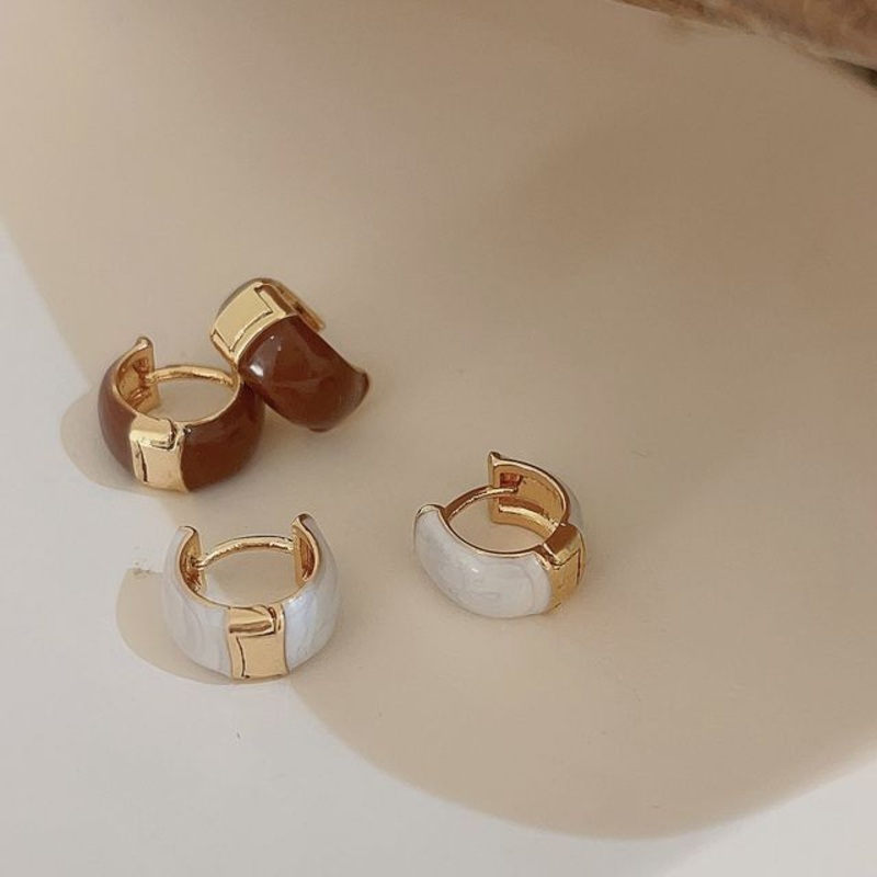 Wide Hoop Earring|1 Pair – 2451 – Gold & White|1 Pair – 2452 – Gold & Maroon|One Size
