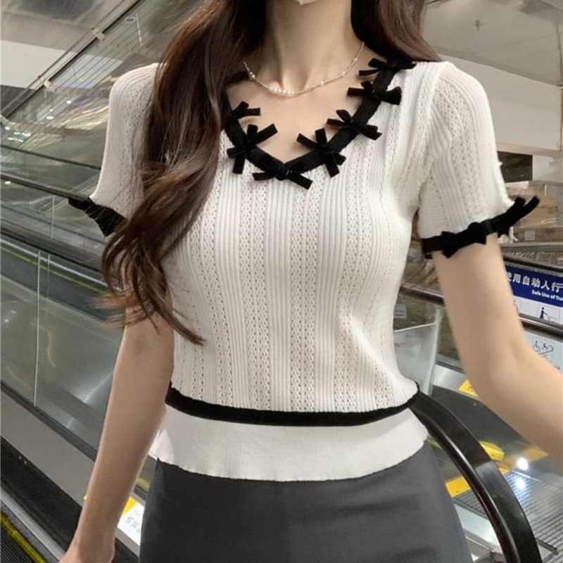 Knit Top V-Neck Lace Crop Trim Plain Short-Sleeve