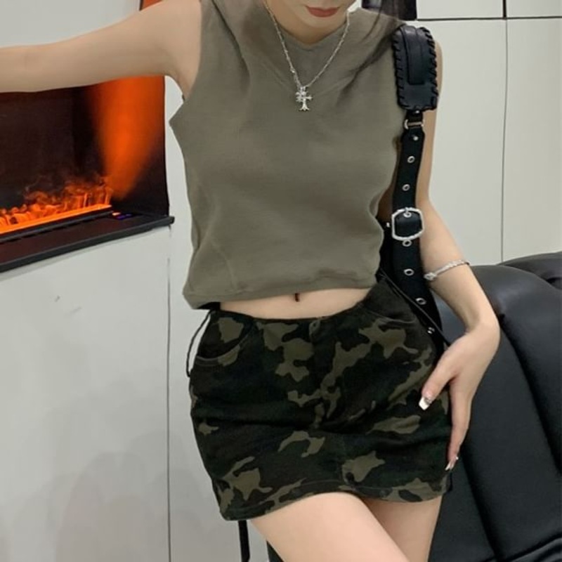 Sleeveless Skirt Crop Camo Plain / Mini Print Hooded Top