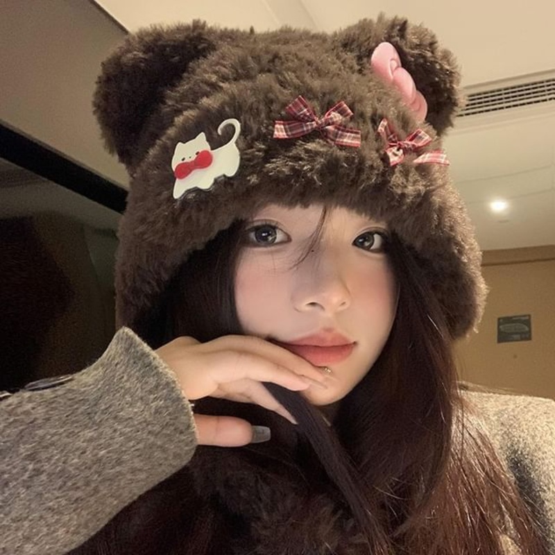 Bow Ear Accent Beanie Fluffy Bear