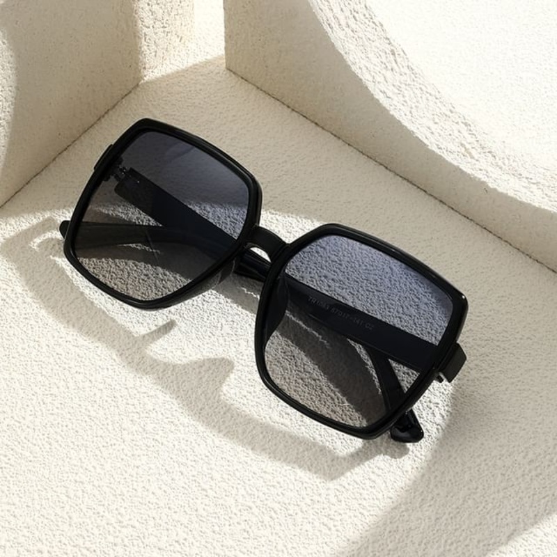 Oversized Square Sunglasses|C1 – Gray Transparent Frame & Gray Lens|C2 – Black Frame & BlueYellow|C3 – Transparent Gray Frame & Black Gray Lens|C4 – Black Frame & Black Gray Lens|C5 – Brown Frame & Black Gray Lens|One Size