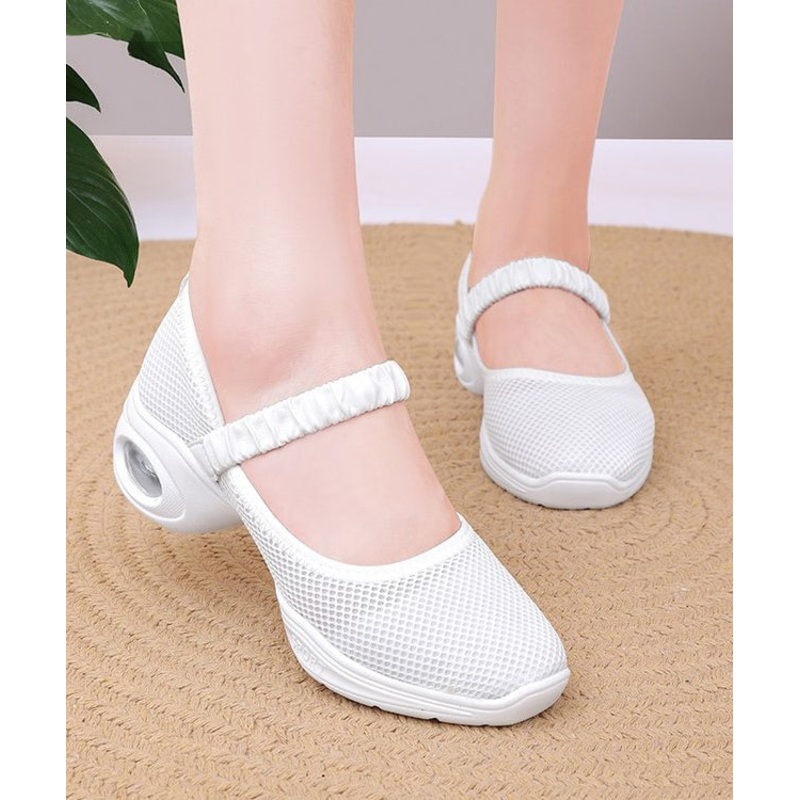 Breathable Buckle White Mesh Sport Shoes Chunky Strap