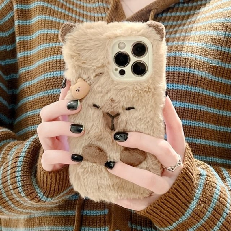 Case Otter Phone Chenille|Light Brown|iPhone 11|iPhone 12|iPhone 12  Pro Max|iPhone 12 Pro|iPhone 13|iPhone 13  Pro Max|iPhone 13 Pro|iPhone 14|iPhone 14  Pro Max|iPhone 14 Pro|iPhone 15|iPhone 15  Pro Max|iPhone 15 Pro