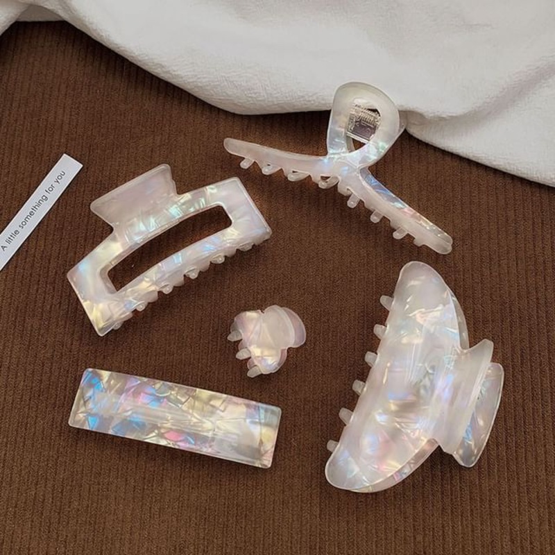 / Hair Clip Claw Iridescent|Hair Claw – Cross Edition – White|Hair Claw – Rectangle Edition – White|Hair Claw – Sector Edition – White|Hair Claw – Small Edition – White|Hair Clip – Rectangle Edition – White|One Size