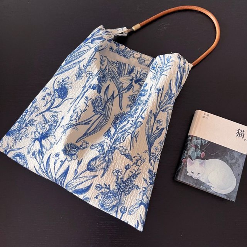 / Tote Floral Bag Crossbody|Crossbody Bag – White & Blue|Tote Bag – White & Blue|One Size