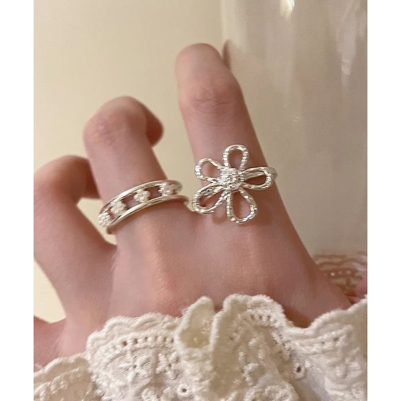Set Out Hollow Floral Two Alloy Piece Gold Rings Elegant