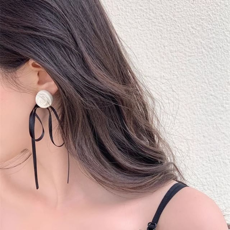 Earring Stud Ribbon Flower|1 Pair – Black|1 Pair – Milky White|One Size
