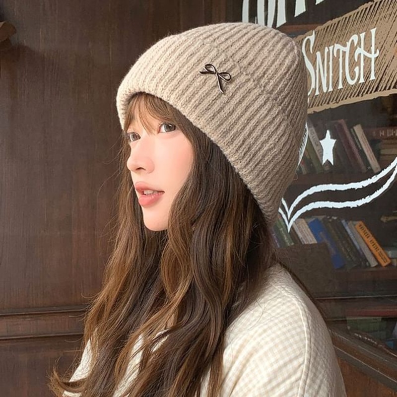 Beanie Metal Knit Bow|A-582 – Beige|A-582 – Black|A-582 – Coffee|A-582 – Dark Gray|A-582 – Khaki|A-582 – Light Gray|A-582 – Off-White|A-582 – Pink|One Size