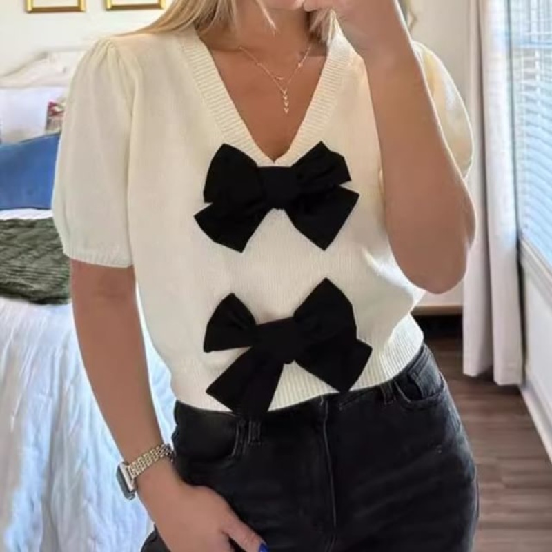 Tone V-Neck Two Knit Puff-Sleeve Crop Accent Bow Top