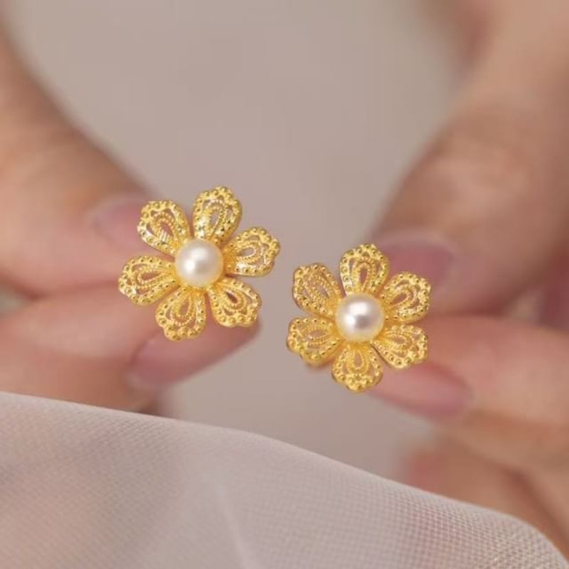 Alloy Faux Pearl Floral Earring Stud