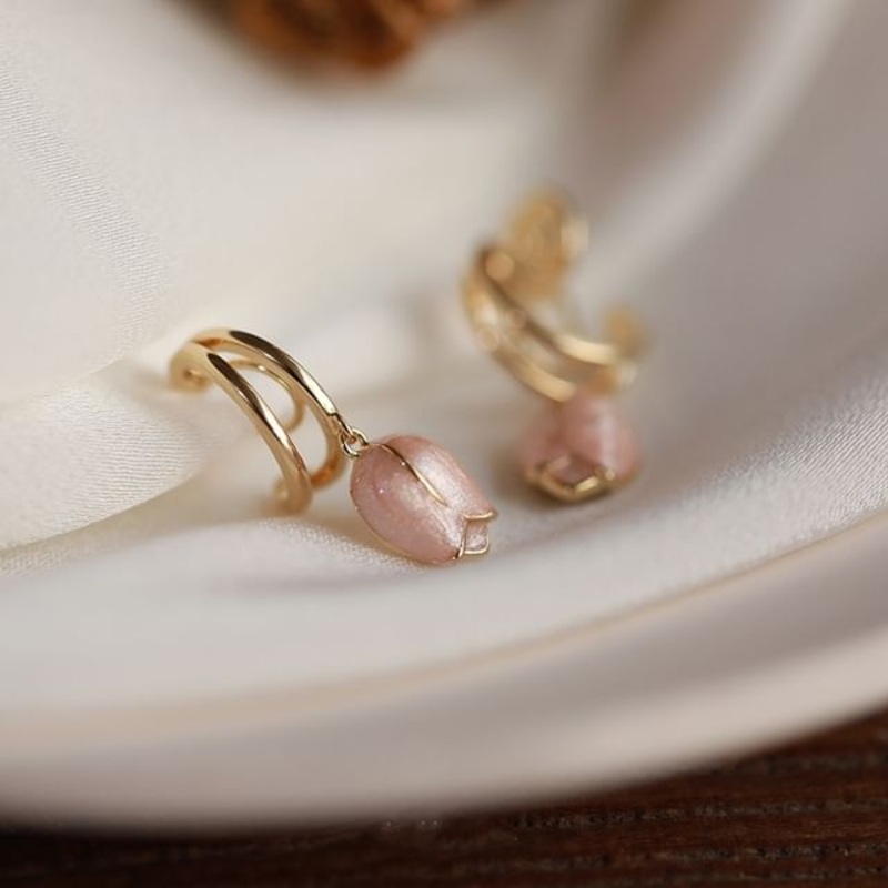 Tulip Alloy Earring Dangle|1 Pair – Clip On Earrings – Pink & Gold|1 Pair – Stud Earrings – Pink & Gold|One Size
