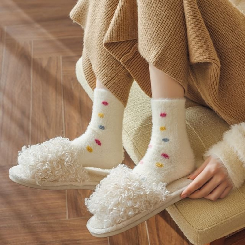 Dotted Fleece Crew Socks|Type 01 – 1 Pair – Pink|Type 02 – 1 Pair – White|Type 03 – 1 Pair – White|Type 04 – 1 Pair – Pink & White|Type 05 – 1 Pair – Pink & White|One Size