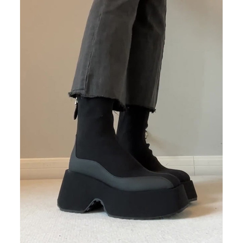 Fashion Black Zippered Splicing Platform Boots RI023