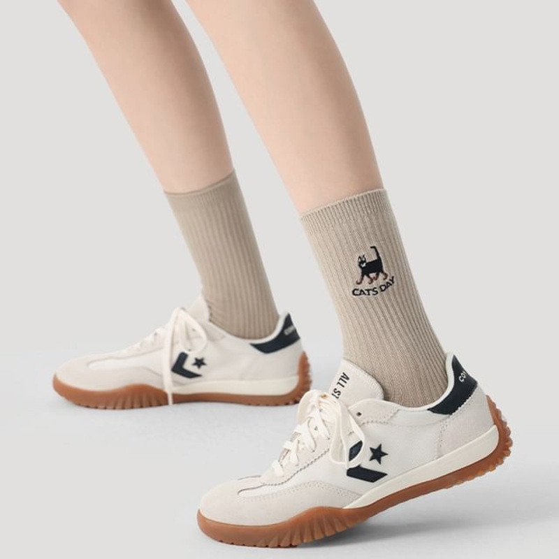 Embroidered Short Socks|R8830 – Coffee|R8830 – Dark Brown|R8830 – Gray|R8830 – Light Gray|R8830 – White|One Size