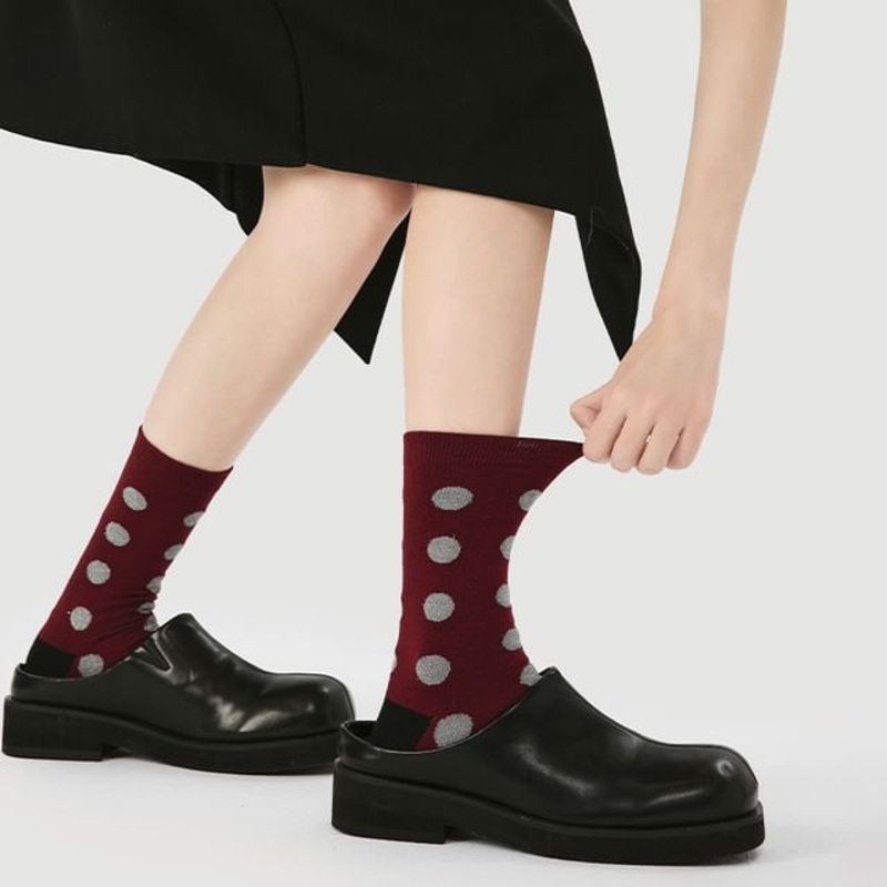 Polka Dot Socks|R8904 – Gray Dots – Wine Red|One Size