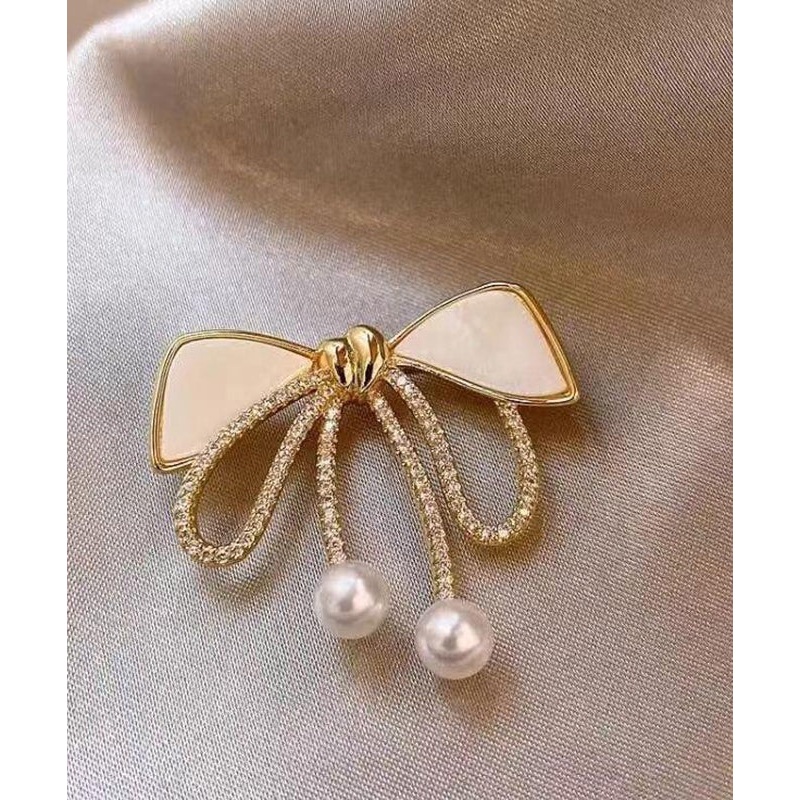 Pearl Zircon Copper Gold Bow Stylish Brooches