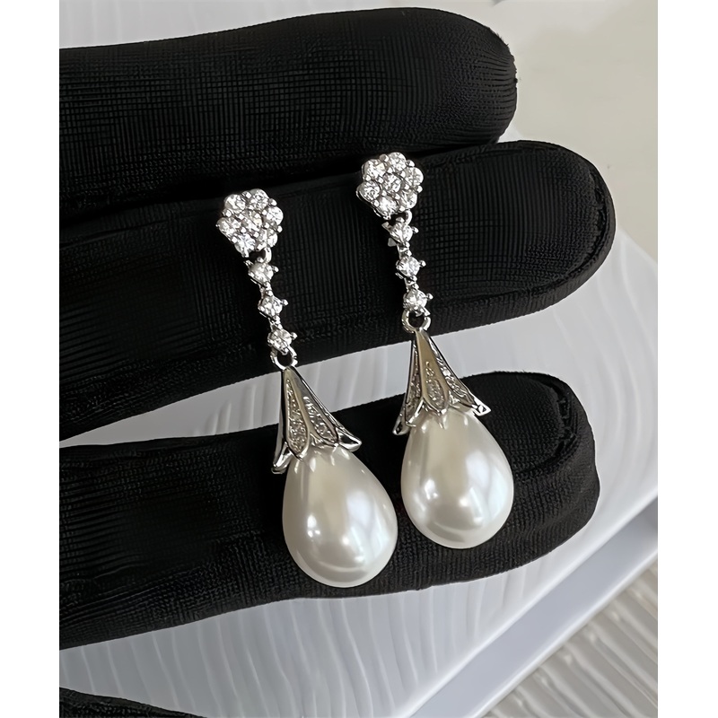 Zircon Stylish Water Drop Earrings Silk Copper