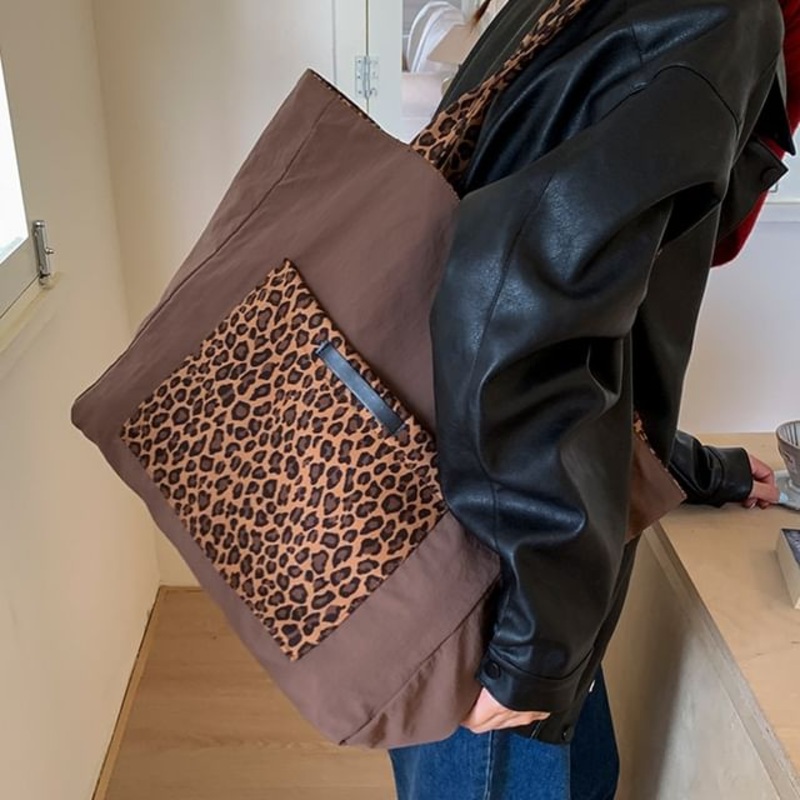 Tote Bag Leopard Panel Print|Brown|Green|One Size