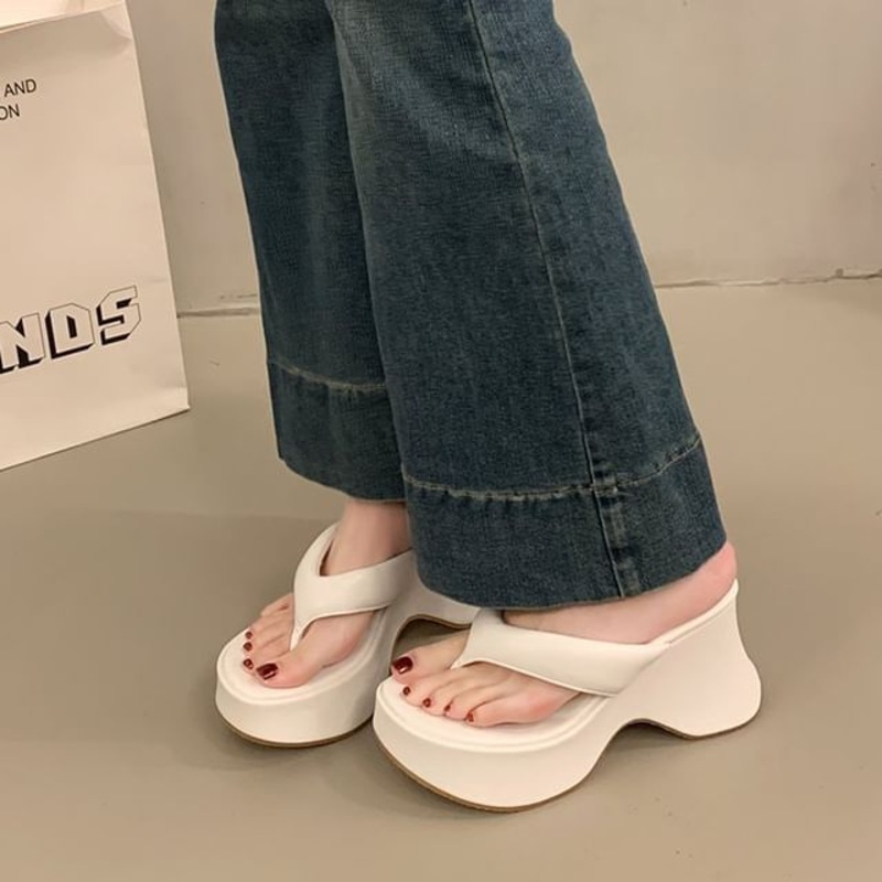 Wedge Flip Flops Platform Heel